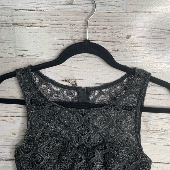 My Michelle black gray sparkle two piece set crop top tulle skirt size 3 - Picture 3 of 16